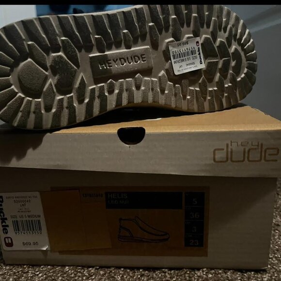 Hey Dude Booties Size 5 - Picture 2 of 5